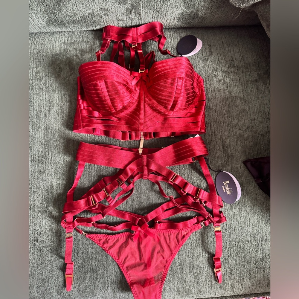 NWT Bordelle Minerva 3 piece Set in Burnt Red size S